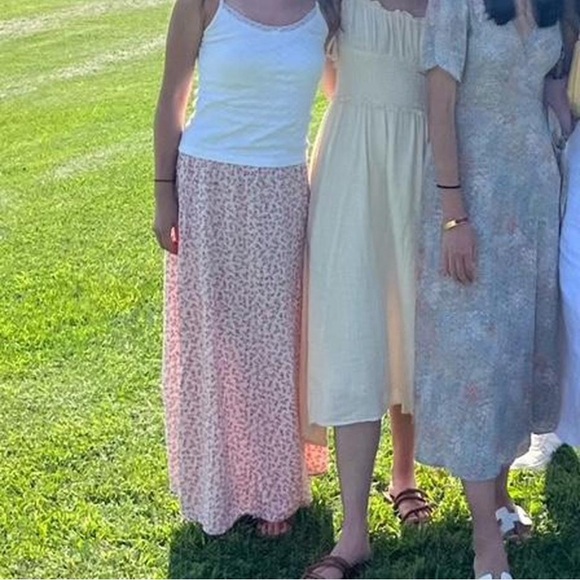 Brandy Melville pink maxi or midi floral skirt - Picture 4 of 5